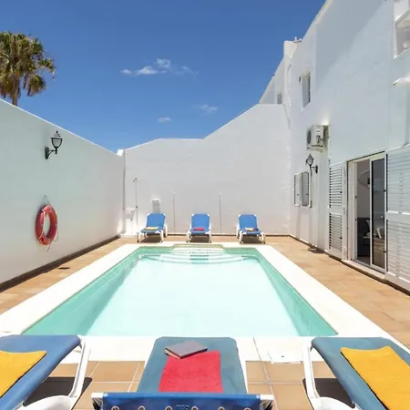 Villa Susie By Puerto del Carmen (Lanzarote)